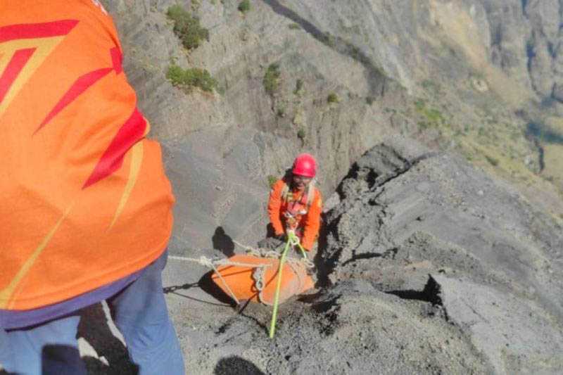 Sejumlah Kejadian Kecelakaan Wisatawan Saat Mendaki Gunung Rinjani