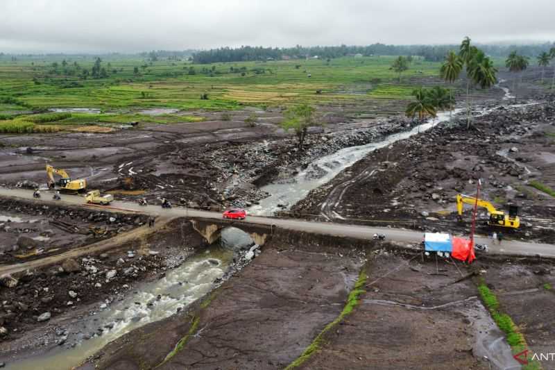 Sekitar 100 Ha Lahan di Sumbar Tak Bisa Digunakan Akibat Bencana Alam