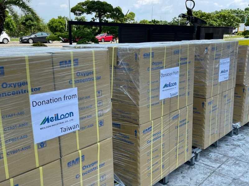 Sektor Publik dan Swasta Taiwan Menyumbangkan Concentrator Oksigen ke Indonesia