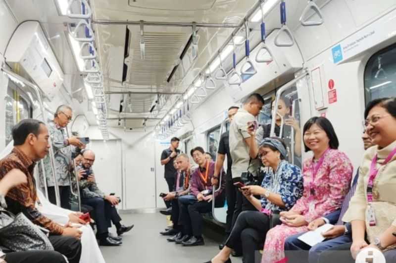 Selama KTT ASEAN, MRT Jakarta Tetap Beroperasi