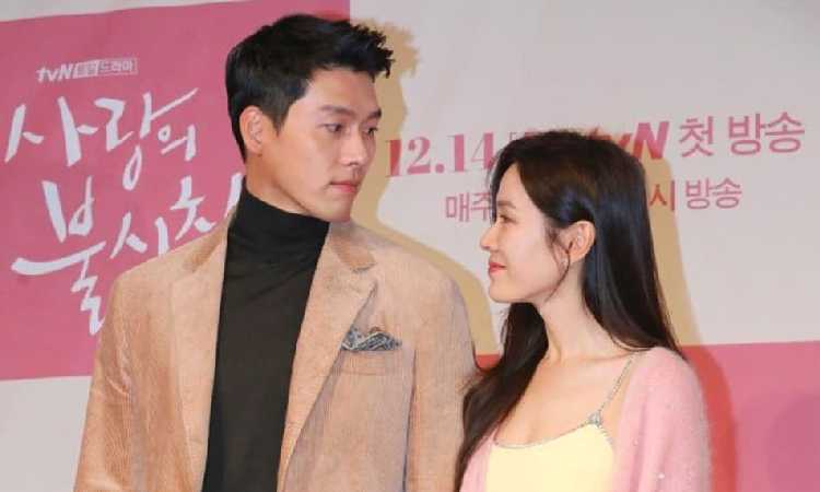 Selamat! Kabar Bahagia dari Dua Bintang Utama Drama Korea Crash Landing On You Hyun Bin dan Son Ye Jin Resmi Umumkan Segera Melangsungkan Pernikahan