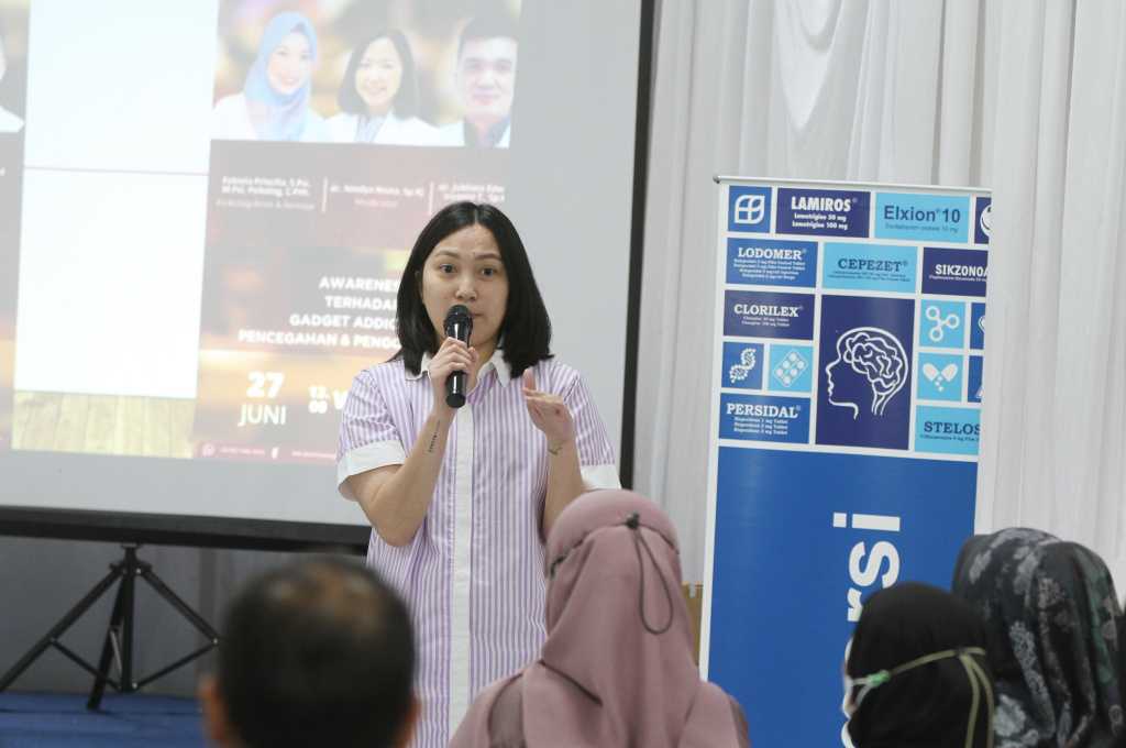Seminar Awam: Axioo Peduli dengan Mental Health Indonesia 3
