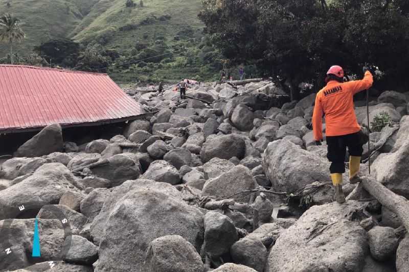Semoga segera Diperbaiki, Bupati: 14 Rumah Rusak Akibat Banjir Bandang di Humbang Hasundutan