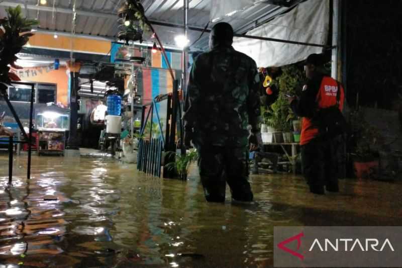 Semoga Tidak Jatuh Korban, Banjir Melanda Kota Pamekasan