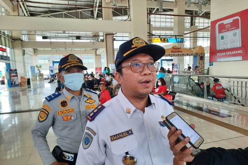 Semoga Tidak Macet Panjang, Puncak Arus Mudik di Terminal Pulo Gebang Diprediksi pada 18-19 April