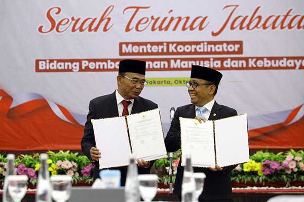 Serah Terima Jabatan Menko PMK 4