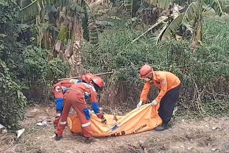 Sesosok Mayat Pria Mengapung di KBT Cakung