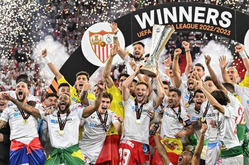 Sevilla Juarai Liga Europa Usai Menang Adu Penalti Lawan AS Roma