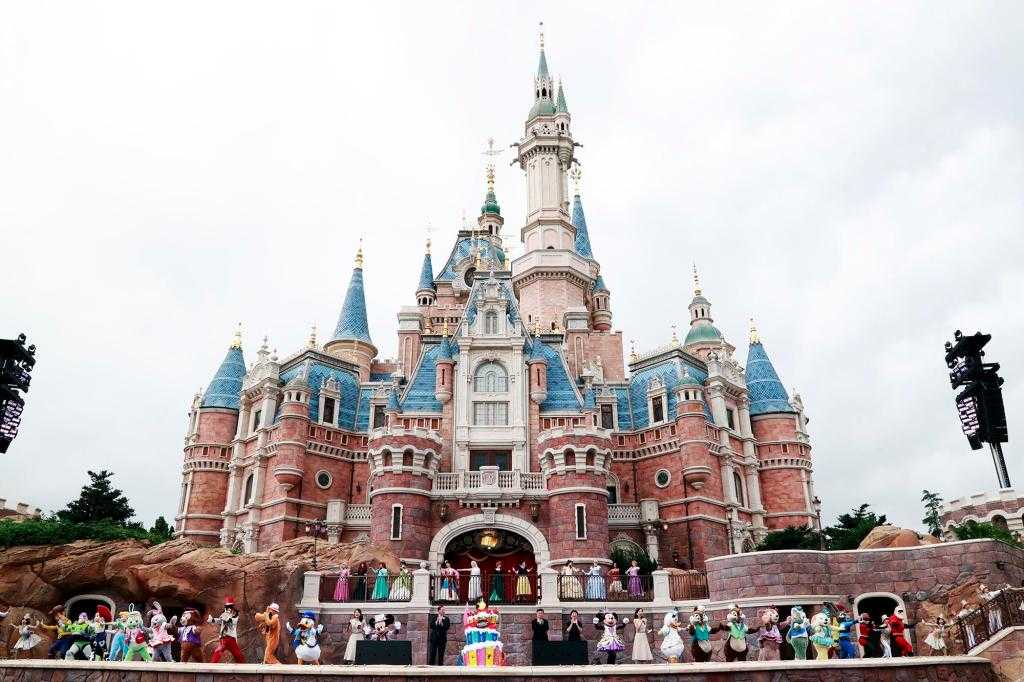 Shanghai Disneyland Kembali Beroperasi 8 Desember Usai Ditutup 4 Hari