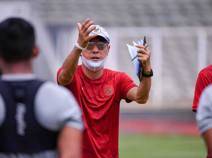 Shin Tae-yong Optimistis Skuad Garuda Kalahkan Filipina