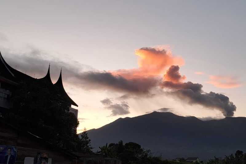 Siaga Darurat Gunung Marapi Diperpanjang hingga Satu Bulan ke Depan