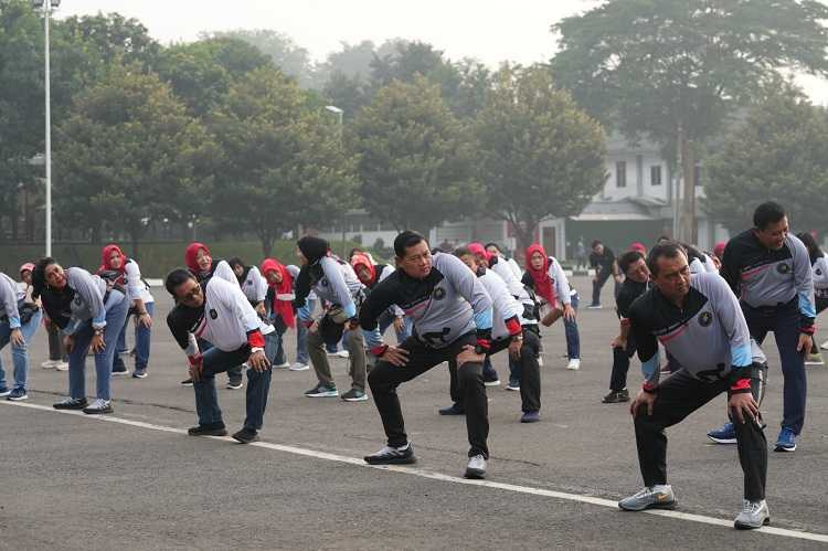 Silahturahmi Panglima TNI dengan Alumni AAL XXXIII Moro Sagoro