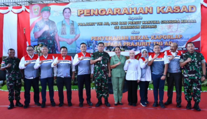Sinergi, Pertamina-TNI AD Salurkan Bantuan ke Warga Kupang