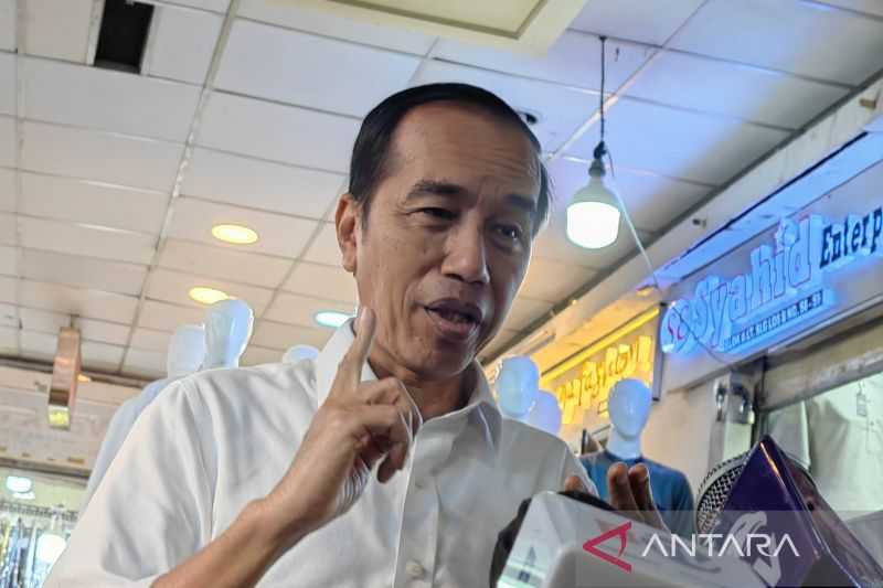 Soal Reshuffle Kabinet, Jokowi: Tunggu Saja!