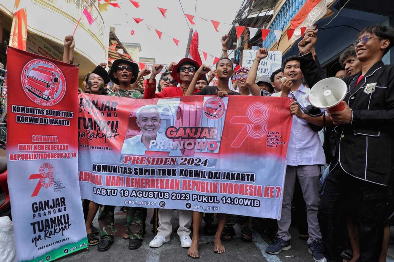 Sopir Truk Ganjar Meriahkan HUT RI Lewat Karnaval Bareng Warga di Jakarta Pusat 1