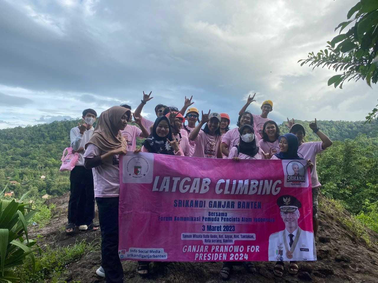 Srikandi Ganjar Banten Gelar Latihan Climbing Bersama Forum Pencinta Alam