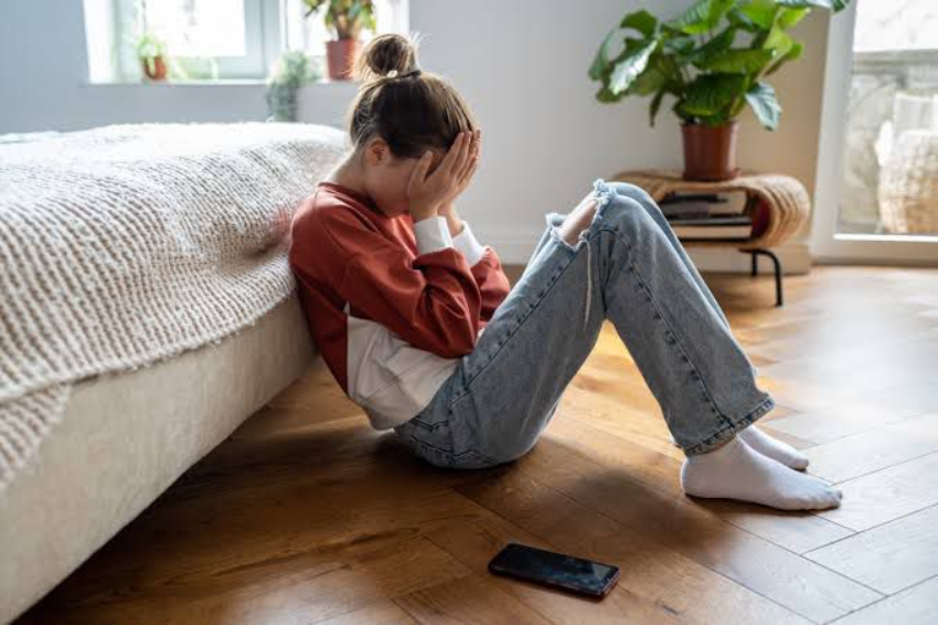 Studi Ungkap Gangguan Kesehatan Mental Bisa Menyebar di Kalangan Remaja