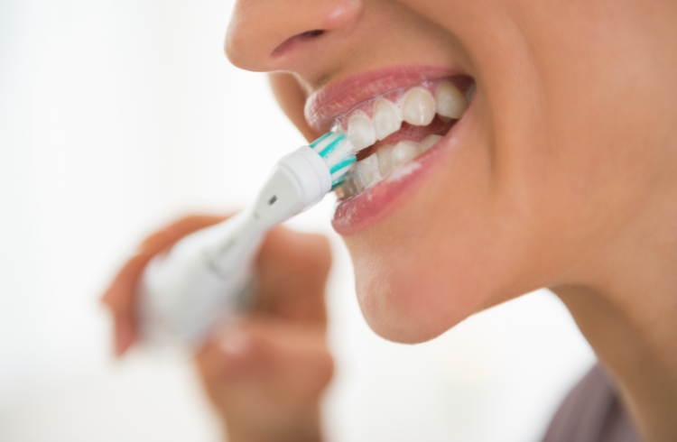 Studi Ungkap Menyikat Gigi Setiap Hari Kurangi Risiko Pneumonia