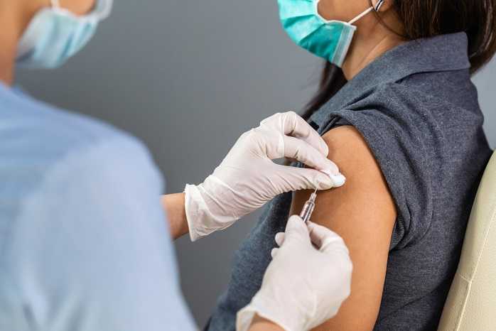 Sudah Siap Semuanya, Kemenkes Katakan Ada Peluang Vaksinasi Dosis Keempat Diterapkan di Indonesia