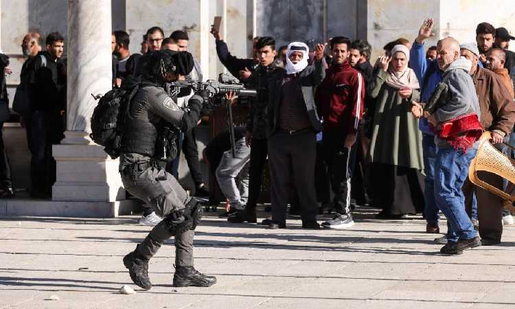Susul Indonesia, Arab Saudi Kecam Keras Aksi Penyerangan Mengerikan Aparat Israel Terhadap Umat Muslim Palestina di Masjid Al Aqsa