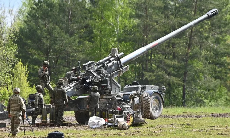 Tak Kunjung Usai Tapi Malah Makin Beringas! Rusia Klaim Hancurkan Kendaraan Militer Howitzer Milik Ukraina yang Dipasok Barat