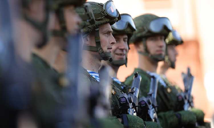 Tak Main-main! Rusia Berhasil Rekrut 200 Ribu Warga untuk Wajib Militer