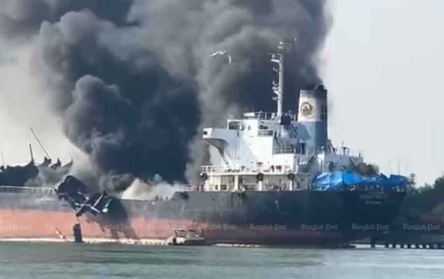 Tanker Minyak Meledak di Galangan Kapal di Thailand, 8 Pekerja Hilang