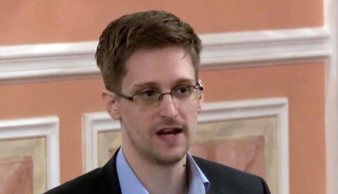 TASS: Edward Snowden Terima Paspor Russia