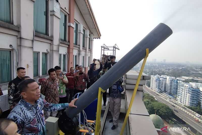 Tekan Polusi Udara, 109 Gedung Tinggi di Jakarta Pasang Water Mist