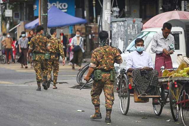Tentara dan Pejuang Antijunta Myanmar Bentrok