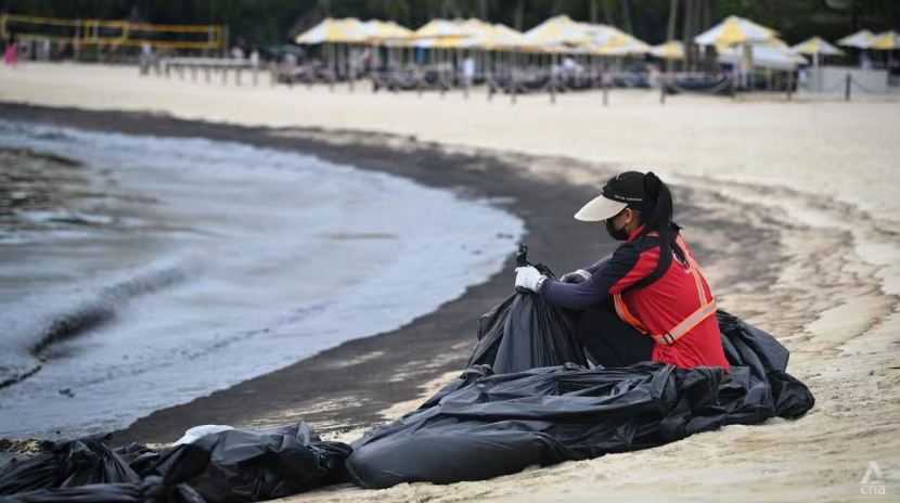 Tercemar Tumpahan Minyak, Singapura Tutup Pantai Pulau Sentosa