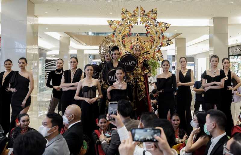 Terdepan di Industri Ritel Perhiasan Nusantara, CMK Resmikan Gerai ke-100 melalui The Palace Jeweler Pakuwon Mall Surabaya 1