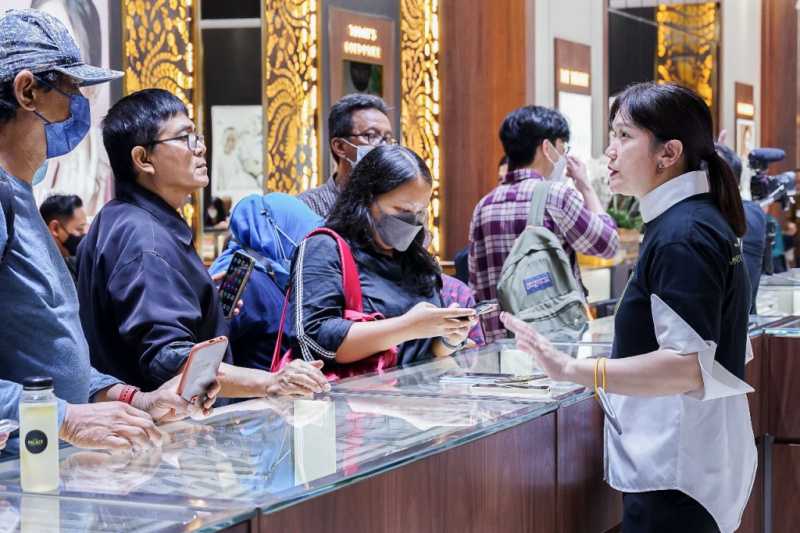 Terdepan di Industri Ritel Perhiasan Nusantara, CMK Resmikan Gerai ke-100 melalui The Palace Jeweler Pakuwon Mall Surabaya 3