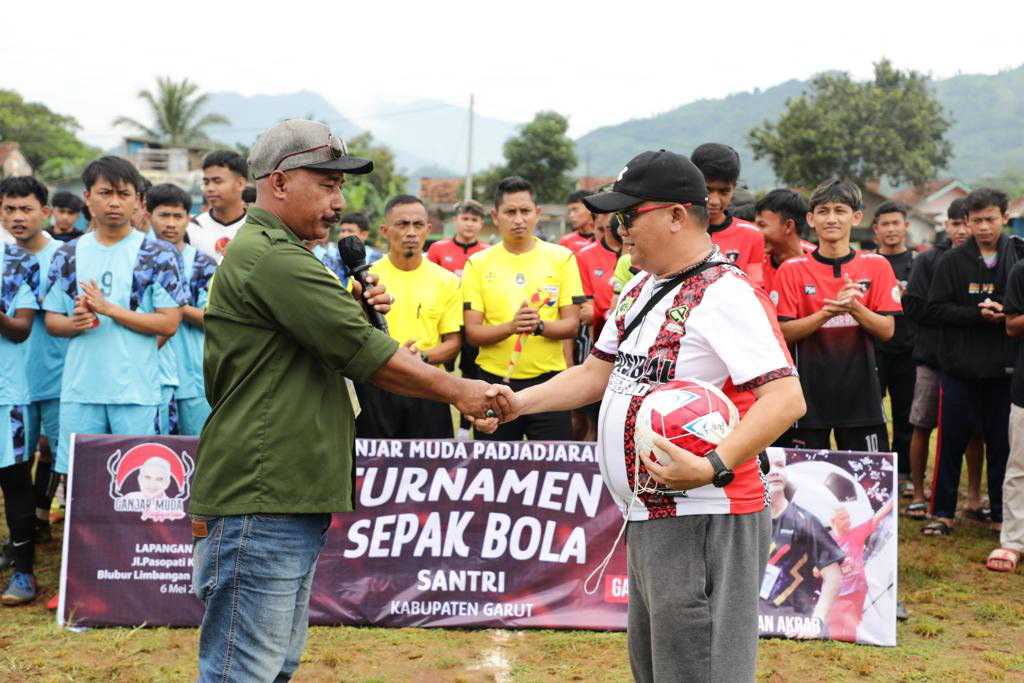 Terinspirasi Sosok Ganjar, GMP Jabar Gelar Turnamen Sepak Bola Santri