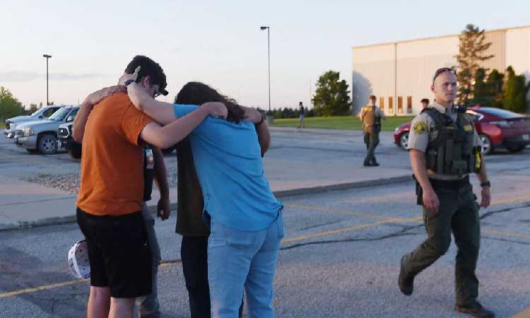Terjadi Lagi! Amerika Serikat Dilanda Penembakan Massal Mengerikan, Kini Lokasinya di Depan Gereja Iowa Hingga Sebabkan Tiga Orang Tewas