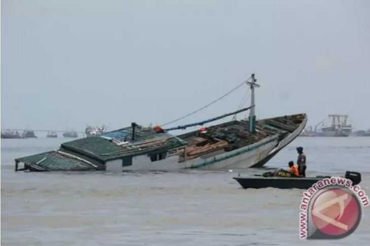 Terjadi Lagi, Kapal Pengangkut PMI Ilegal Kecelakaan di Perairan Batam, 30 Orang Selamat, 7 dalam Pencarian