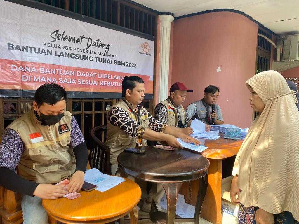 Terus Berinovasi, PT Pos Indonesia Dekatkan  Masyarakat dengan Akses Perbankan