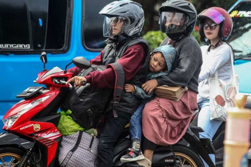 Terus Meningkat, Pemudik Kendaraan Roda Dua Dominasi Mudik di Jalur Puncak Bogor