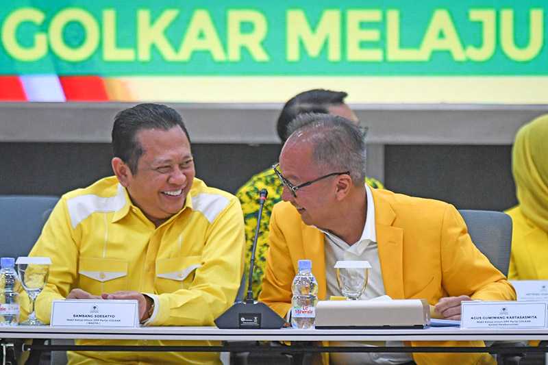 Tetapkan Tugas Plt Ketum Golkar