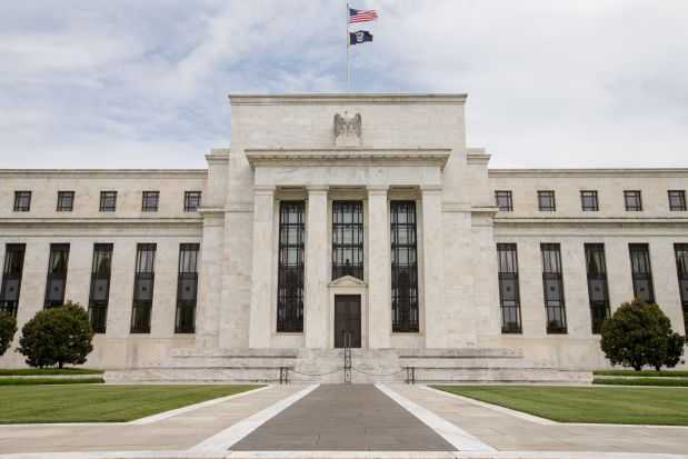 The Fed Berhati-hati sebelum Turunkan Suku Bunga