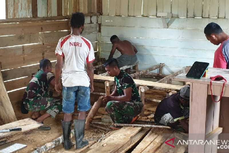 Tiba Tiba Prajurit Anggota Satgas TNI Datangi Gereja di Perbatasan RI-PNG, Ternyata Ini yang Mereka Lakukan