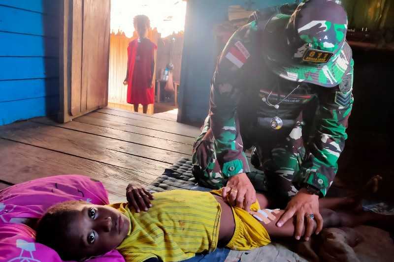 Tidak Hanya Memburu KKB, Satgas TNI Juga Jago Lakukan Ini untuk Warga di Perbatasan Papua