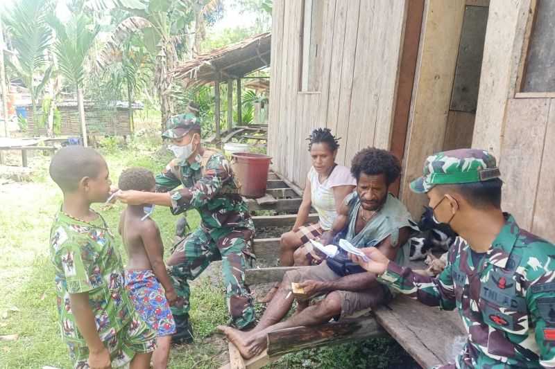Tidak Hanya Menumpas KKB, Satgas TNI Ini Juga Jago Lakukan Perbuatan Mulia Ini ke Warga Papua