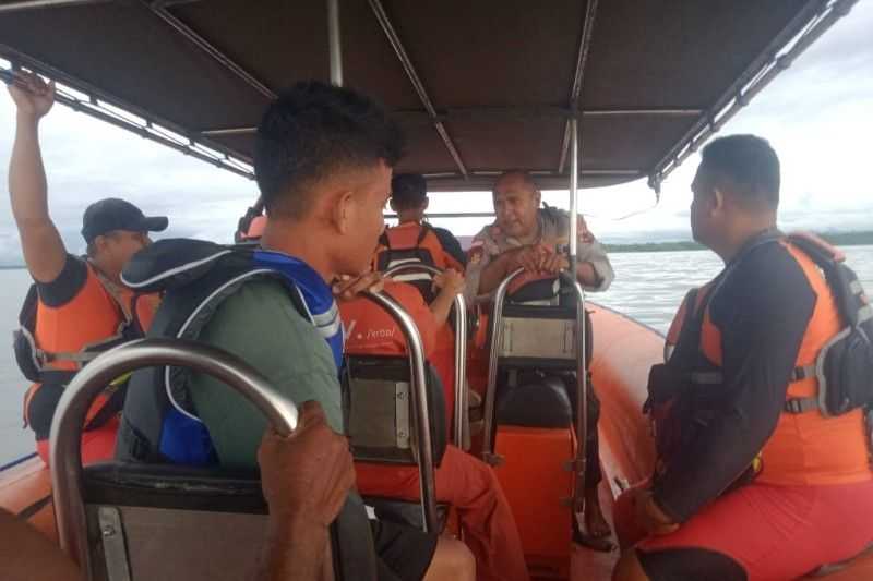 Tim SAR Berhasil Evakuasi 9 Guru yang Jadi Korban Kecelakaan Perahu di Nabire