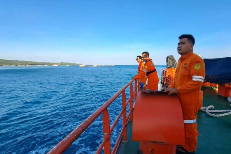 Tim SAR Gabungan Cari Tujuh Awak Kapal Tenggelam di Perairan Karimunjawa