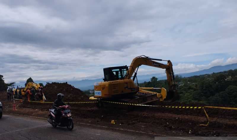 Tim SAR Gabungan Lanjutkan Upaya Pencarian Korban Gempa di Cianjur