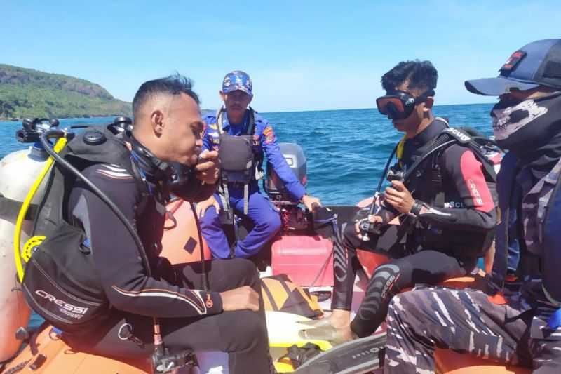 Tim SAR masih mencari warga hilang di Pantai Waigete Sikka