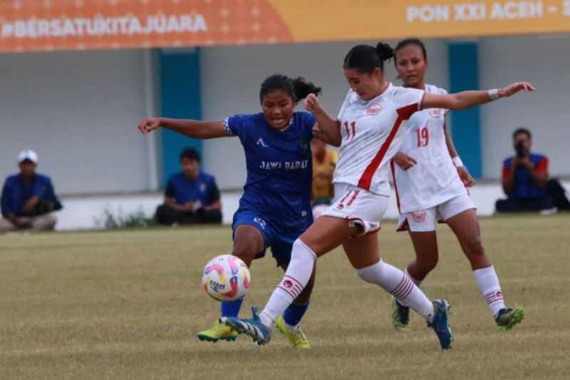 Tim Sepak Bola Putri Jawa Barat Raih Emas PON 2024