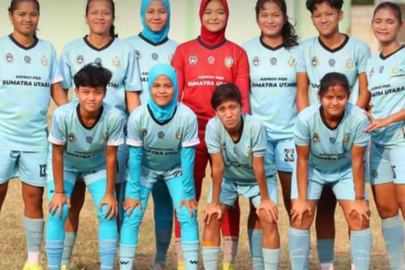 Tim Sepak Bola Putri PON Sumut Petik Pelajaran Berharga di Jawa