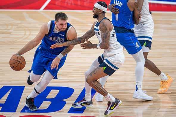 Timberwolves Kalahkan Mavericks